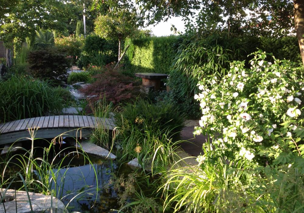 Wasserlauf und Gartengestaltung
