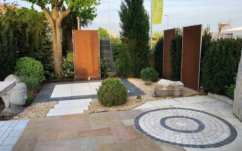 Naturstein- und Pflasterarbeiten